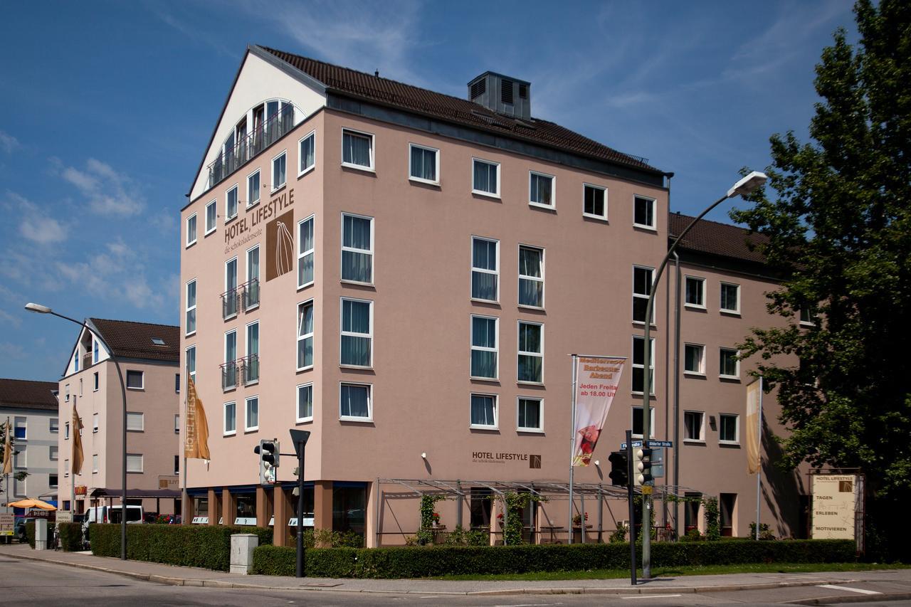 Hotel Lifestyle Landshut Exteriör bild